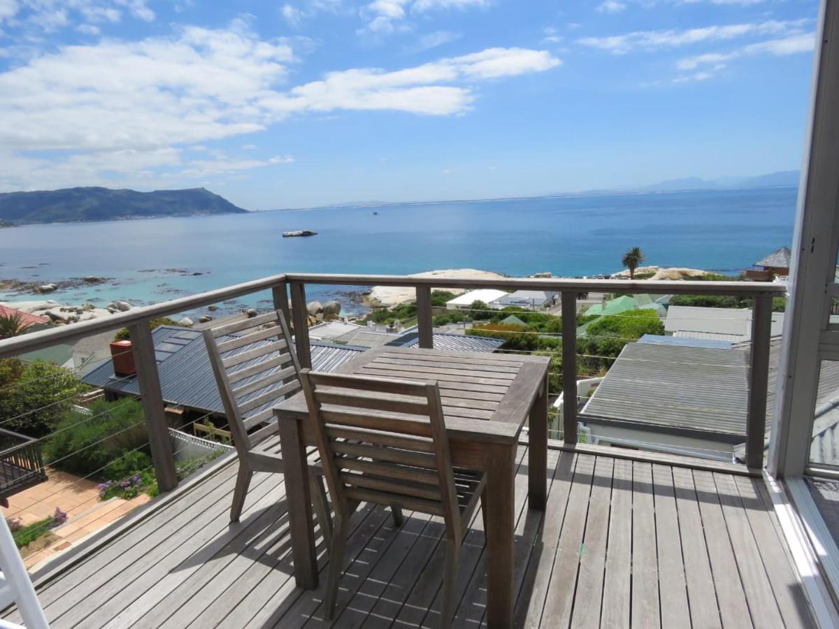 Penguins View Guesthouse بلدة سيمون المظهر الخارجي الصورة