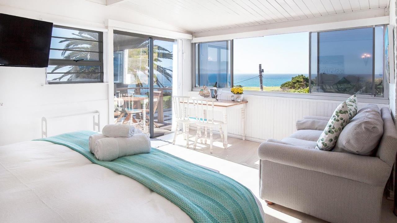 Penguins View Guesthouse بلدة سيمون المظهر الخارجي الصورة