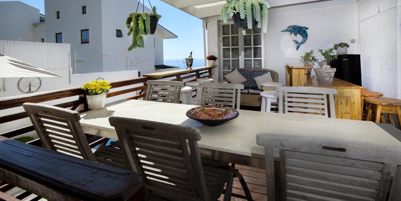 Penguins View Guesthouse بلدة سيمون المظهر الخارجي الصورة