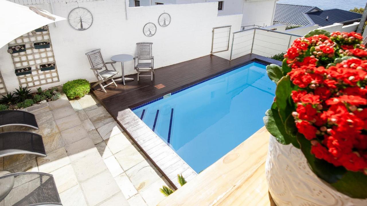 Penguins View Guesthouse بلدة سيمون المظهر الخارجي الصورة