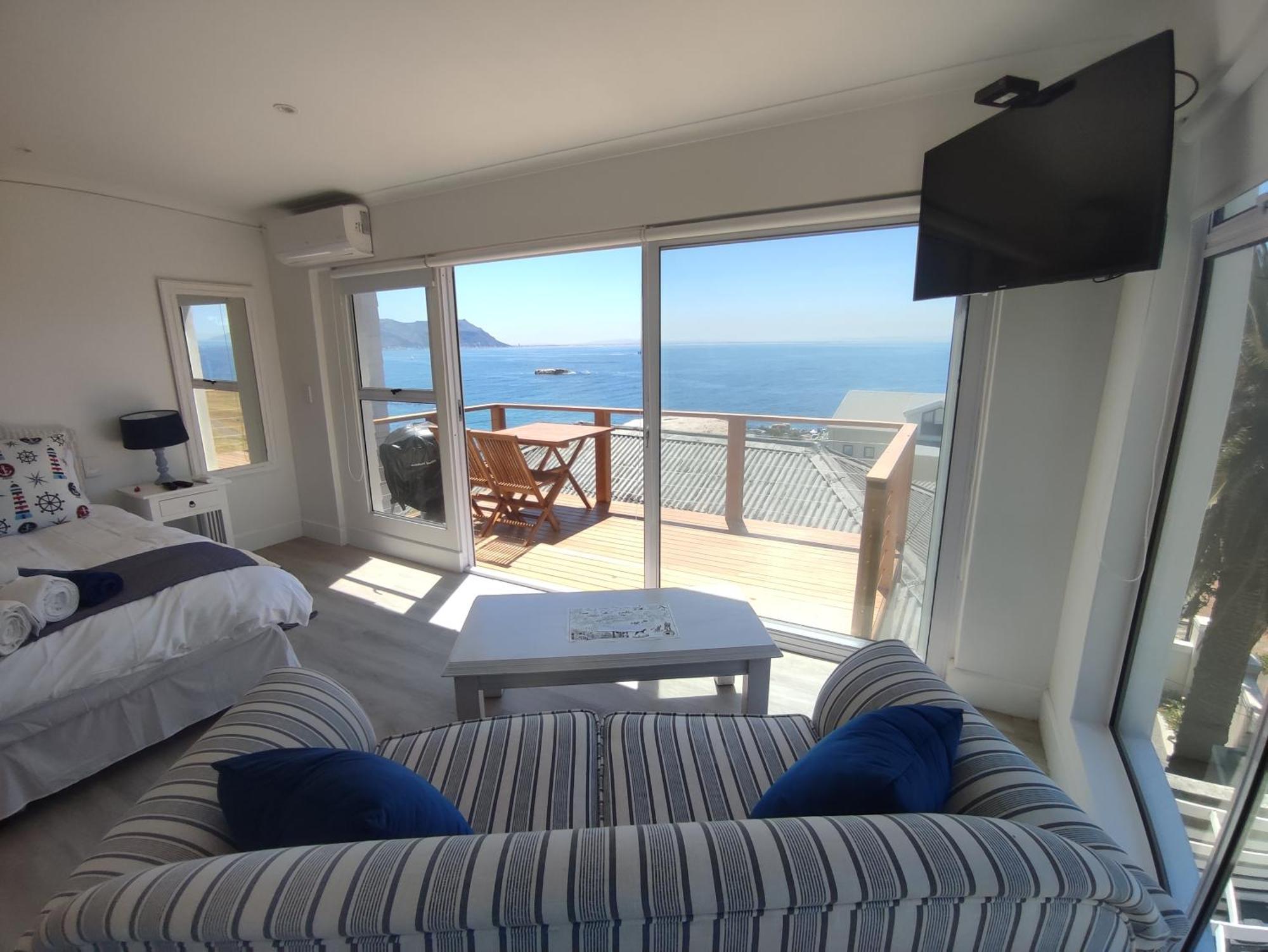 Penguins View Guesthouse بلدة سيمون المظهر الخارجي الصورة