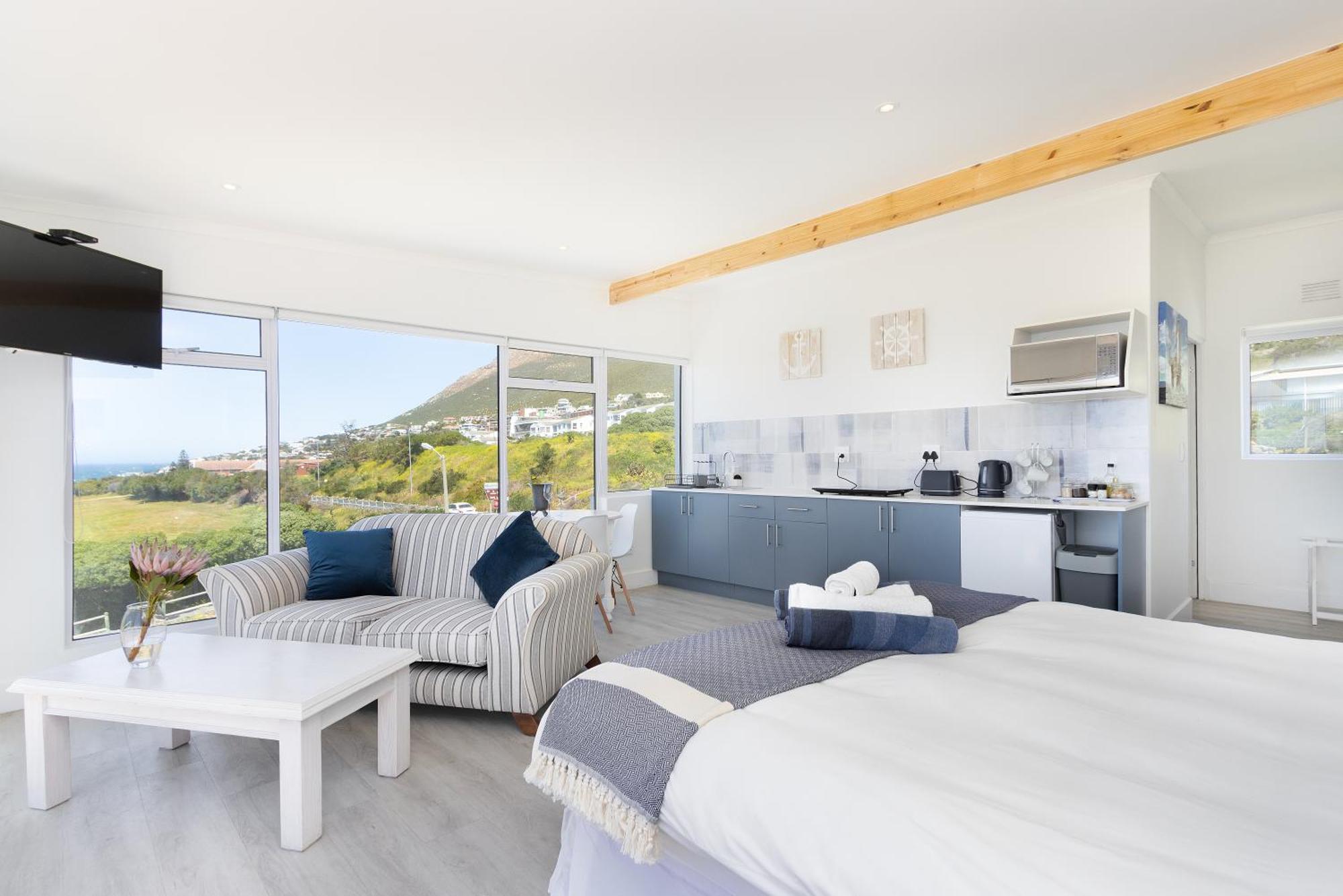 Penguins View Guesthouse بلدة سيمون المظهر الخارجي الصورة