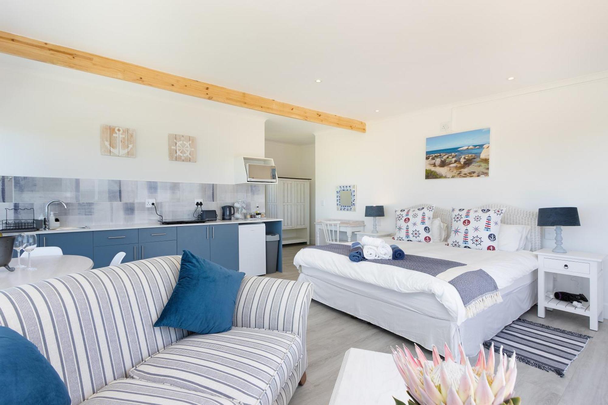 Penguins View Guesthouse بلدة سيمون المظهر الخارجي الصورة