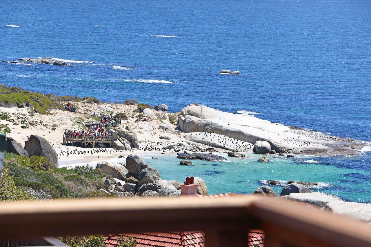 Penguins View Guesthouse بلدة سيمون المظهر الخارجي الصورة